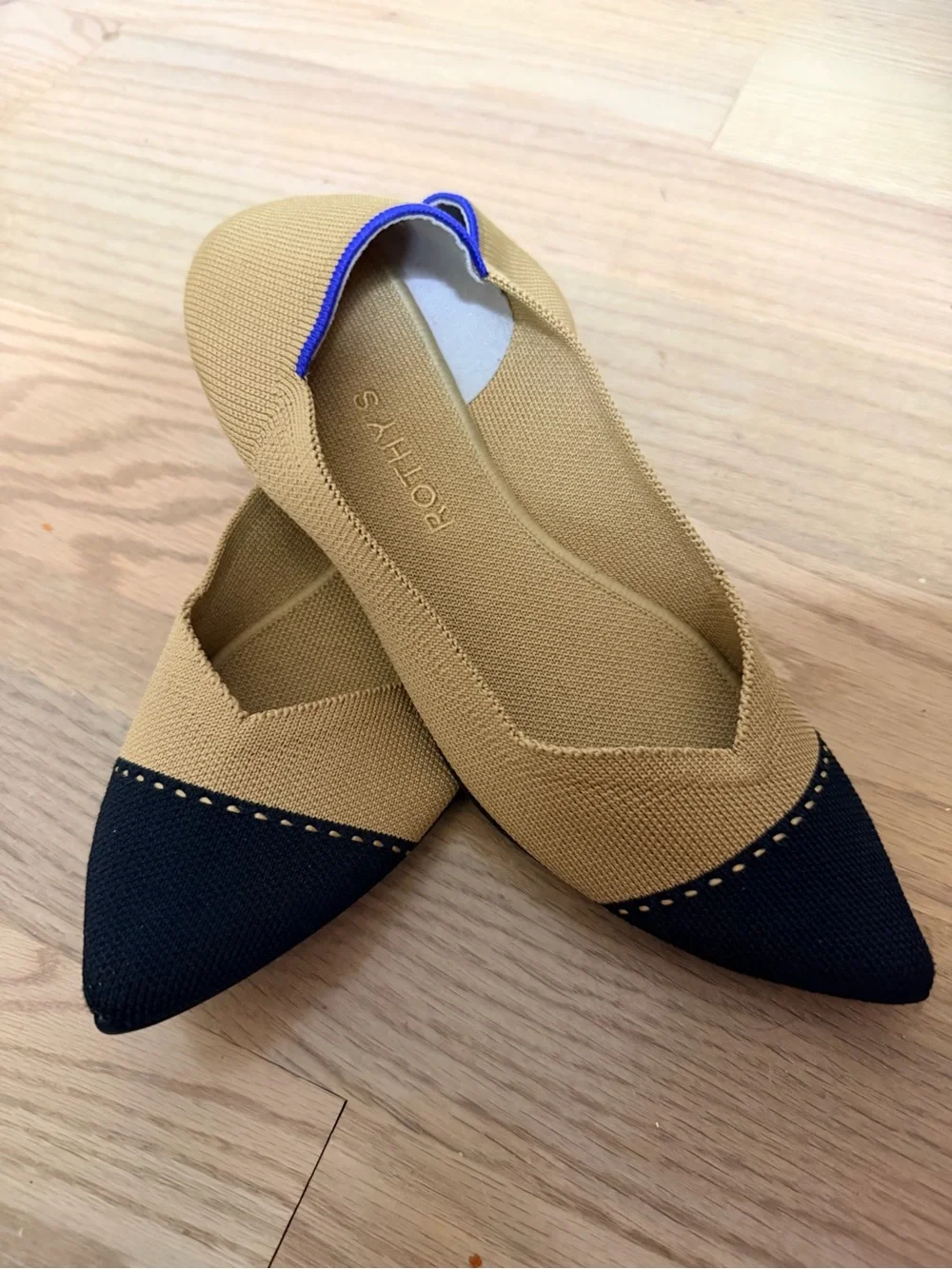 Rothy's The Point Dune Cap Toe Tan Black Pointed Flats Size 10 (Fits like 9.5)